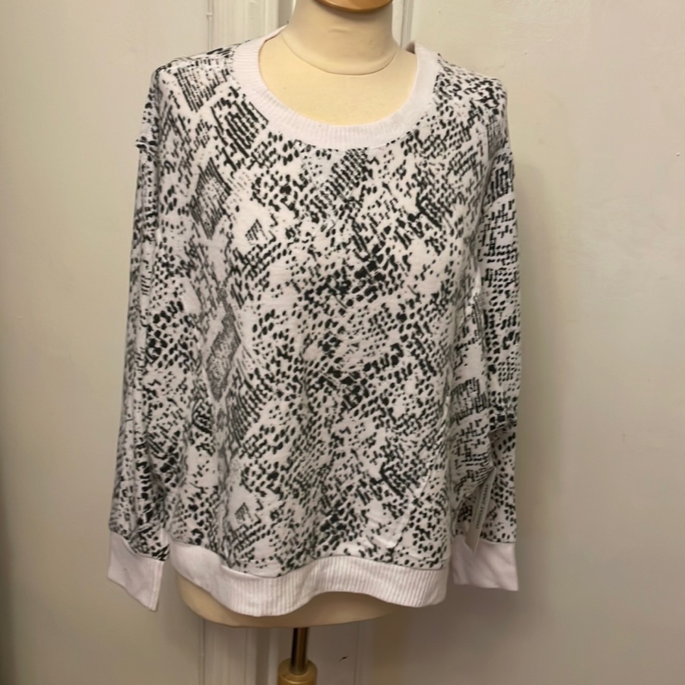 NWT Sweet Romeo snake print sweater.